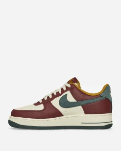 Nike Sneakers·Low|Sneakers^Air Force 1 '07 LV8 Sneakers Coconut Milk / Dark Team Red
