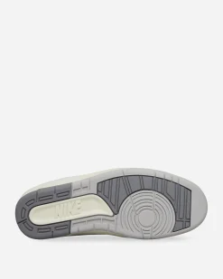 Nike Jordan Sneakers·Low|Sneakers^Air Jordan 2 Retro Low Sneakers White / Cement Grey