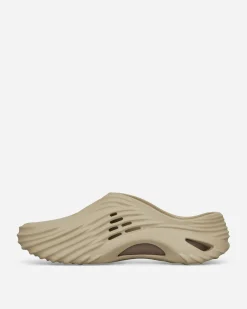 Crocs Sandals And Slides^Echo Wave Mules Moth