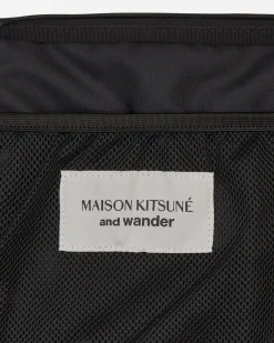and wander Bags And Backpacks|Bags And Backpacks^Maison Kitsuné Sacoche Navy