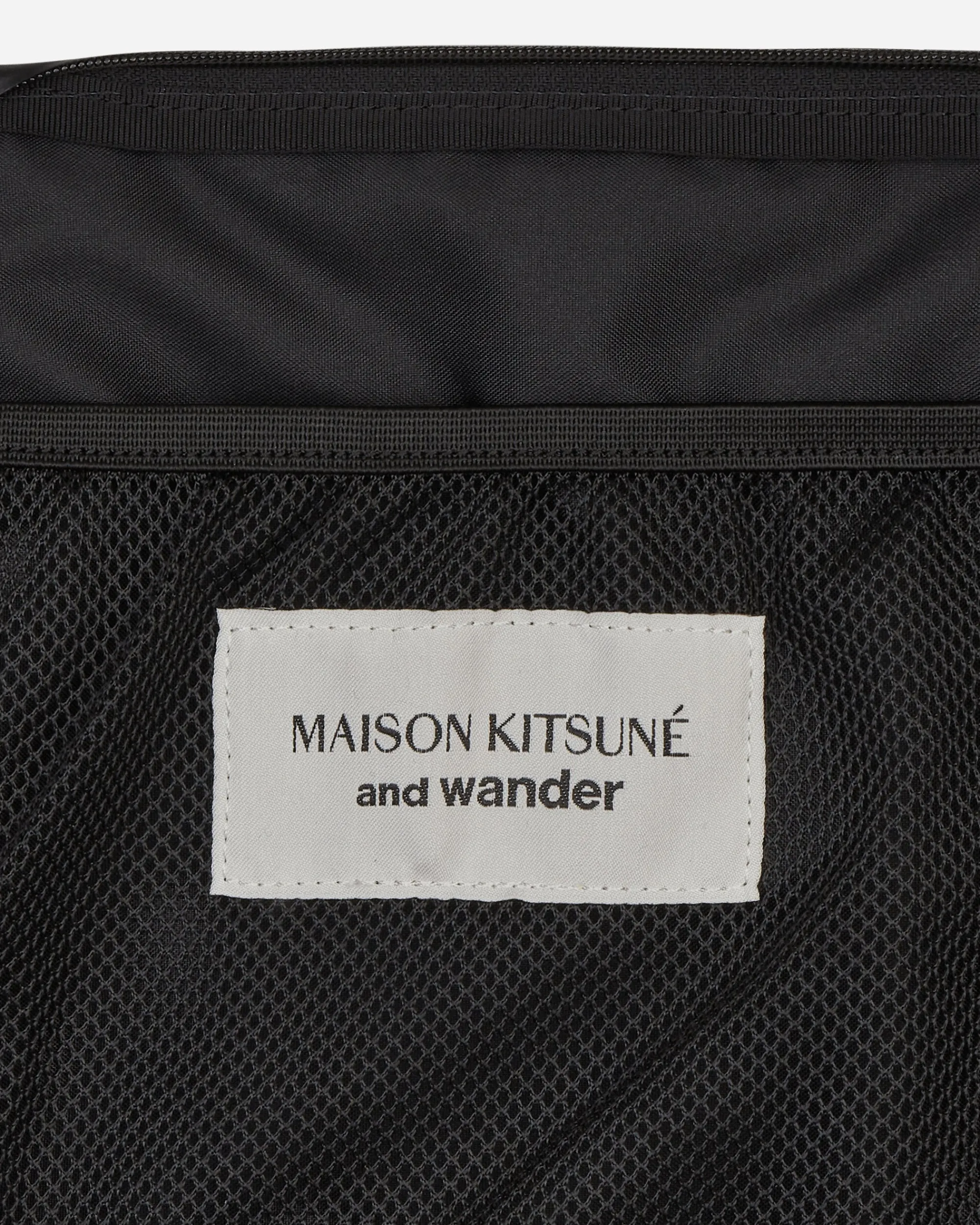 and wander Bags And Backpacks|Bags And Backpacks^Maison Kitsuné Sacoche Navy