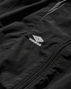 Umbro Coats And Jackets^Men's Advanced Masked Track Jacket Black