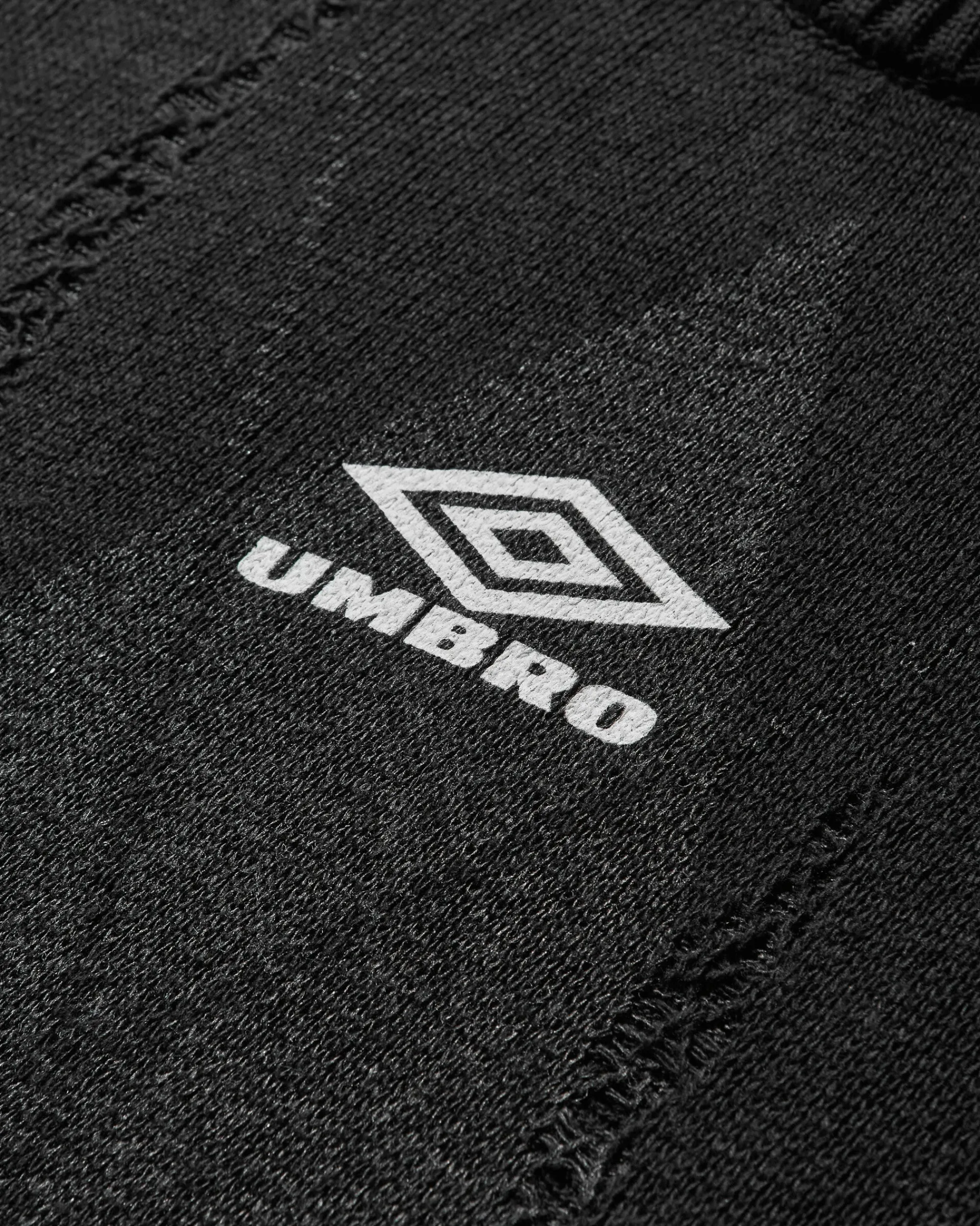 Umbro Knitwear^Men's Argyle Sweater Black