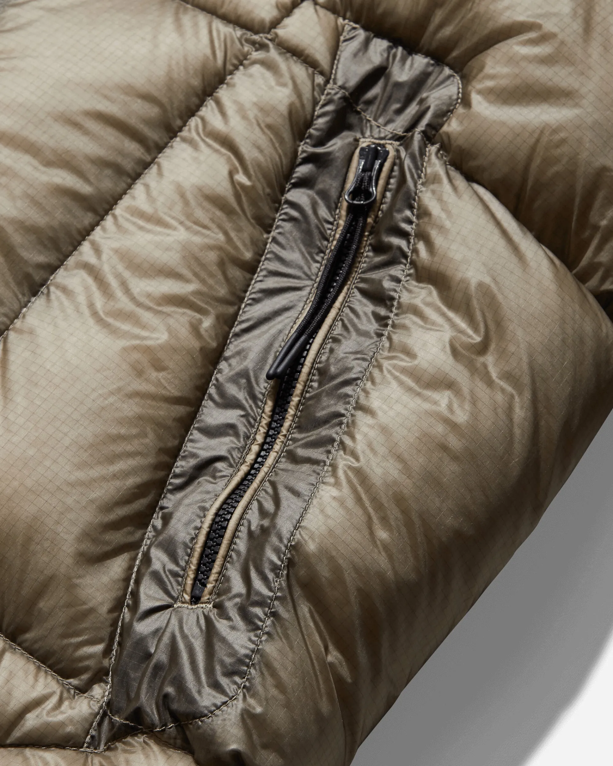 C.P. Company Coats And Jackets^Men's D.D. Shell Hooded Medium Down Jacket Vintage Khaki