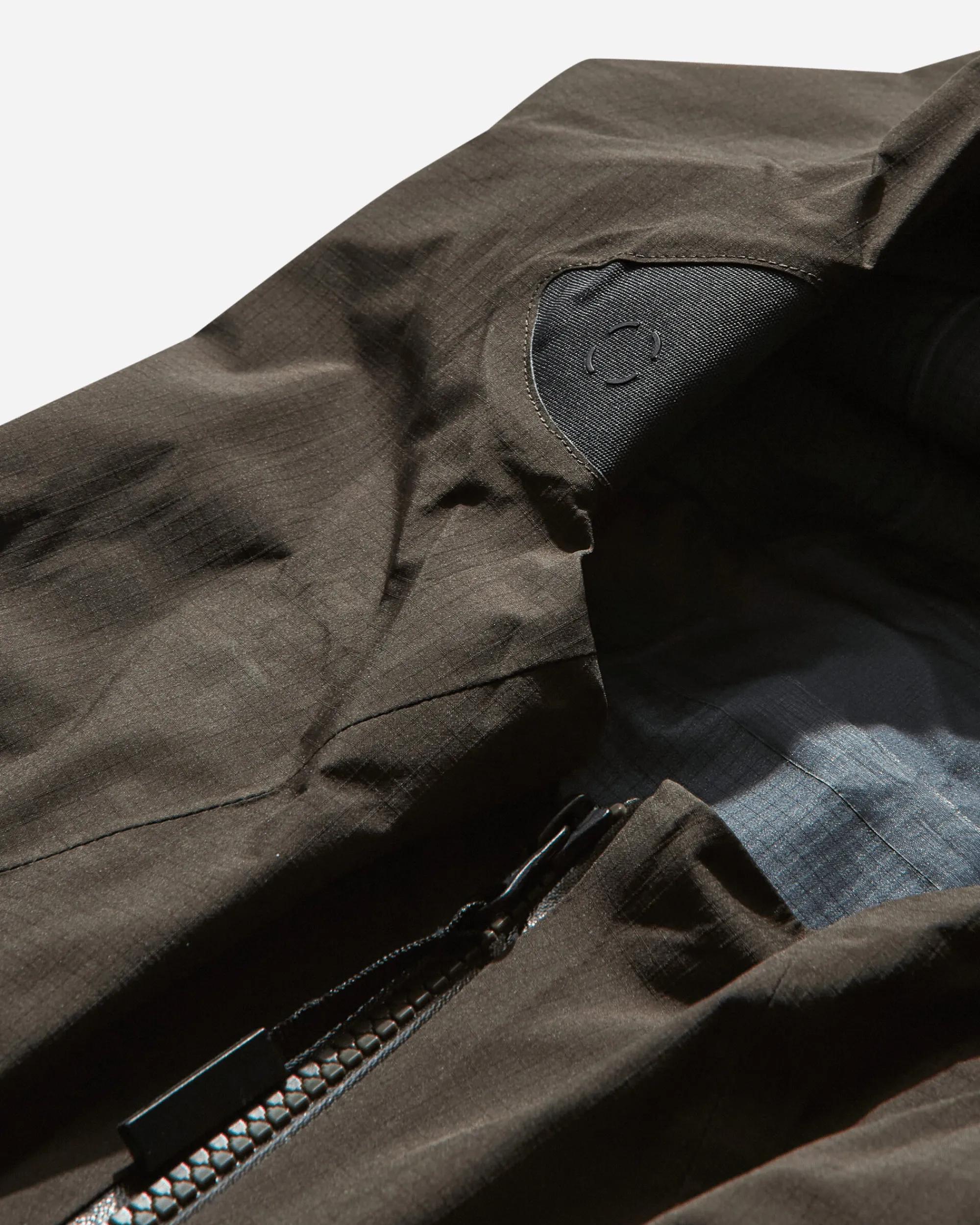 _J.L-A.L_ Coats And Jackets^Men's Goldwin GORE-TEX 3L Shell Jacket Black Olive
