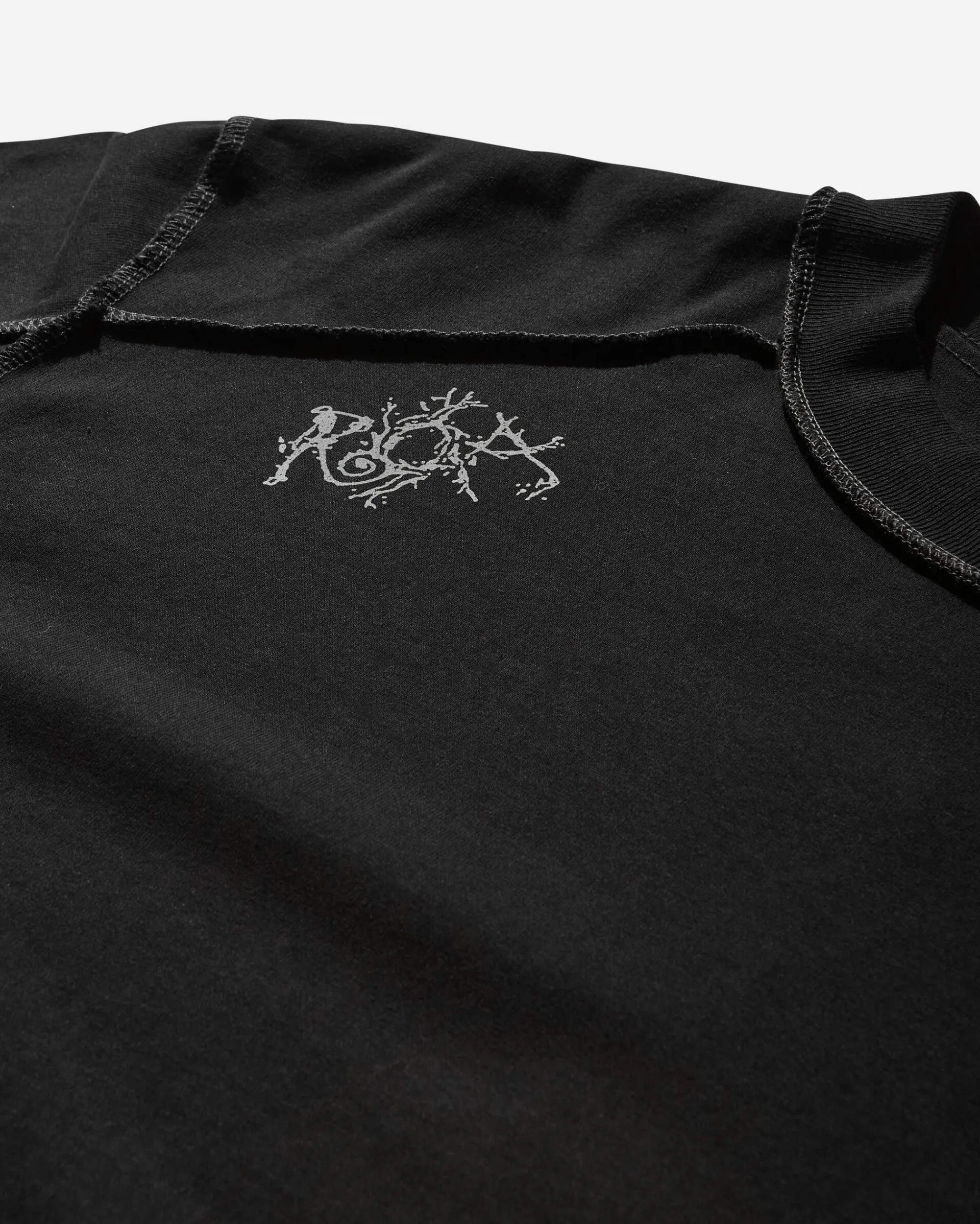 ROA T-Shirts^Men's Nightfall Inside Out Long Sleeve T-Shirt Black