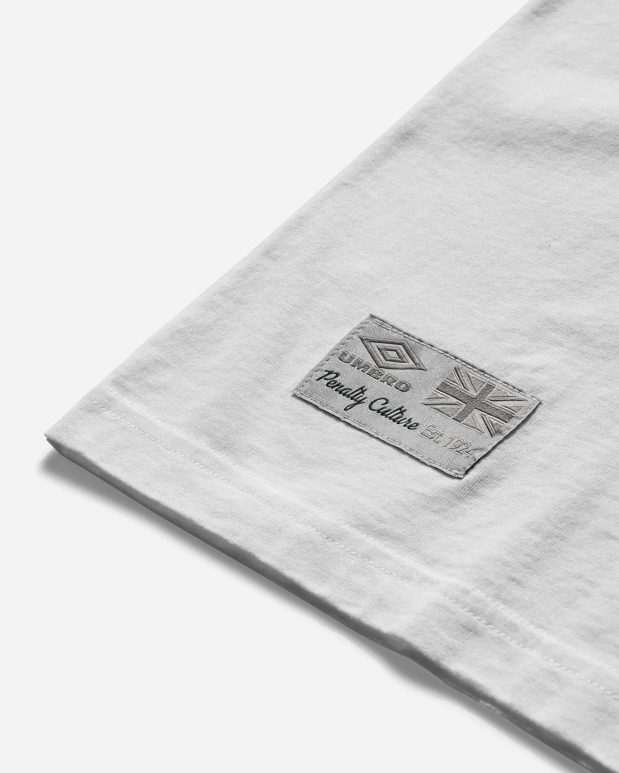 Umbro T-Shirts^Men's Regular Logo T-Shirt White