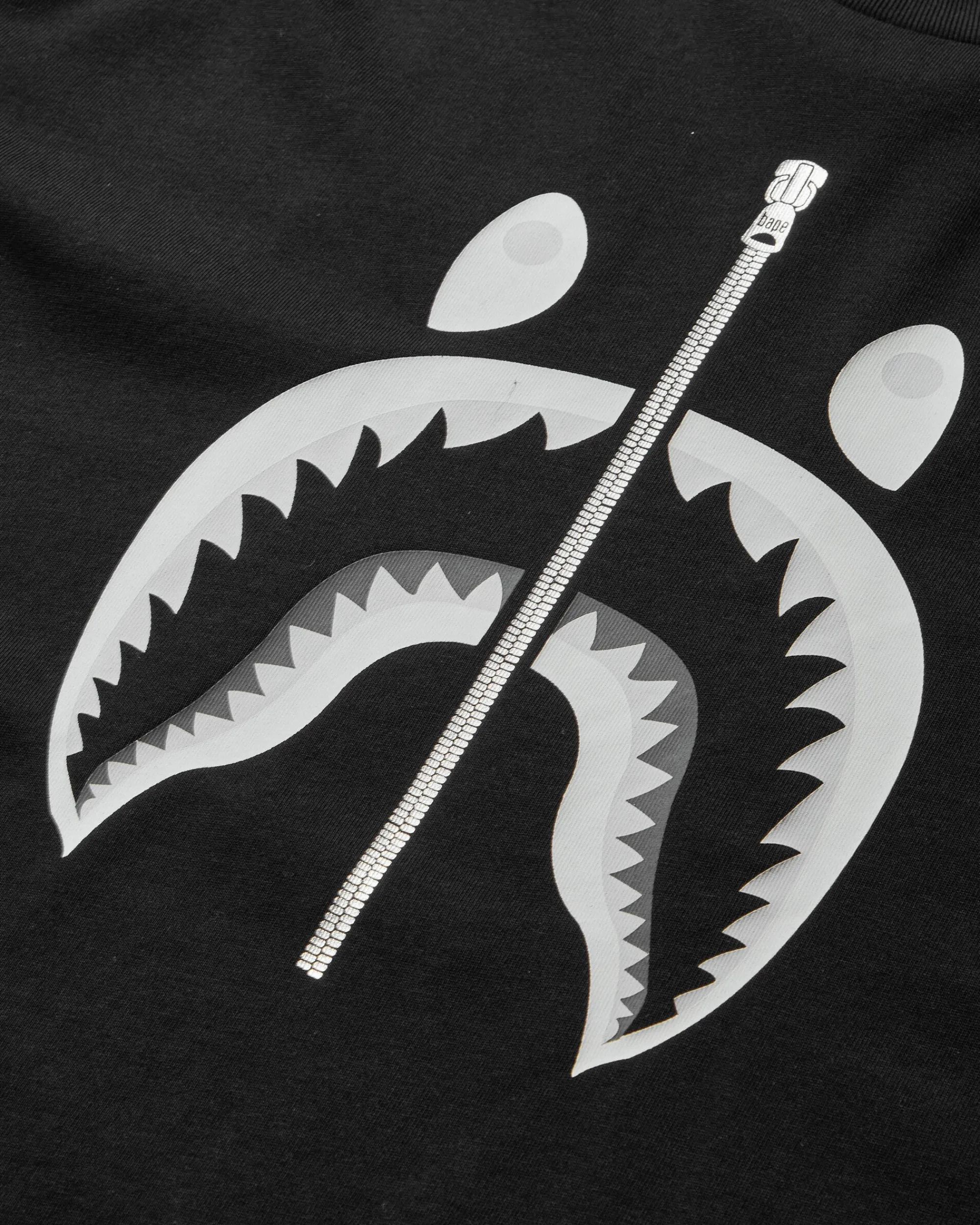 A Bathing Ape T-Shirts^Men's Shark T-Shirt N.2 Black