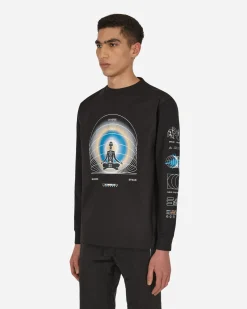 Space Available T-Shirts^Oneness Longsleeve T-Shirt Black