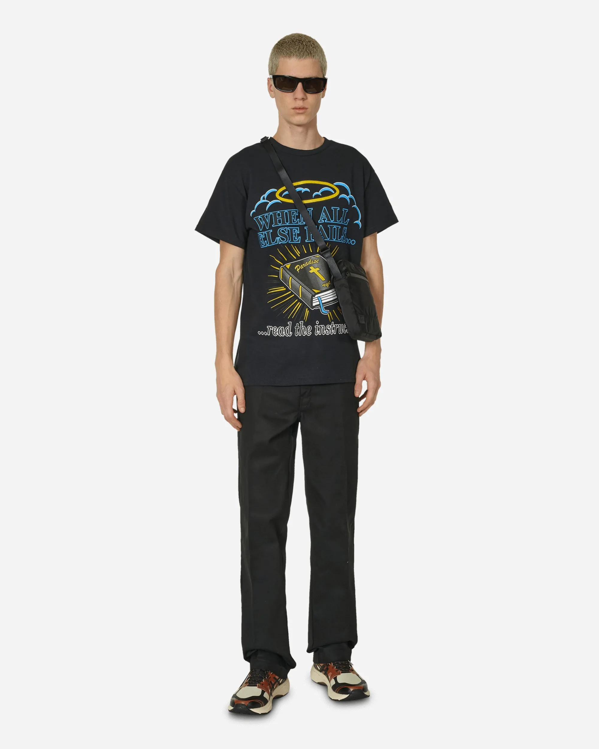 Paradis3 T-Shirts^Read The Instructions T-Shirt Black