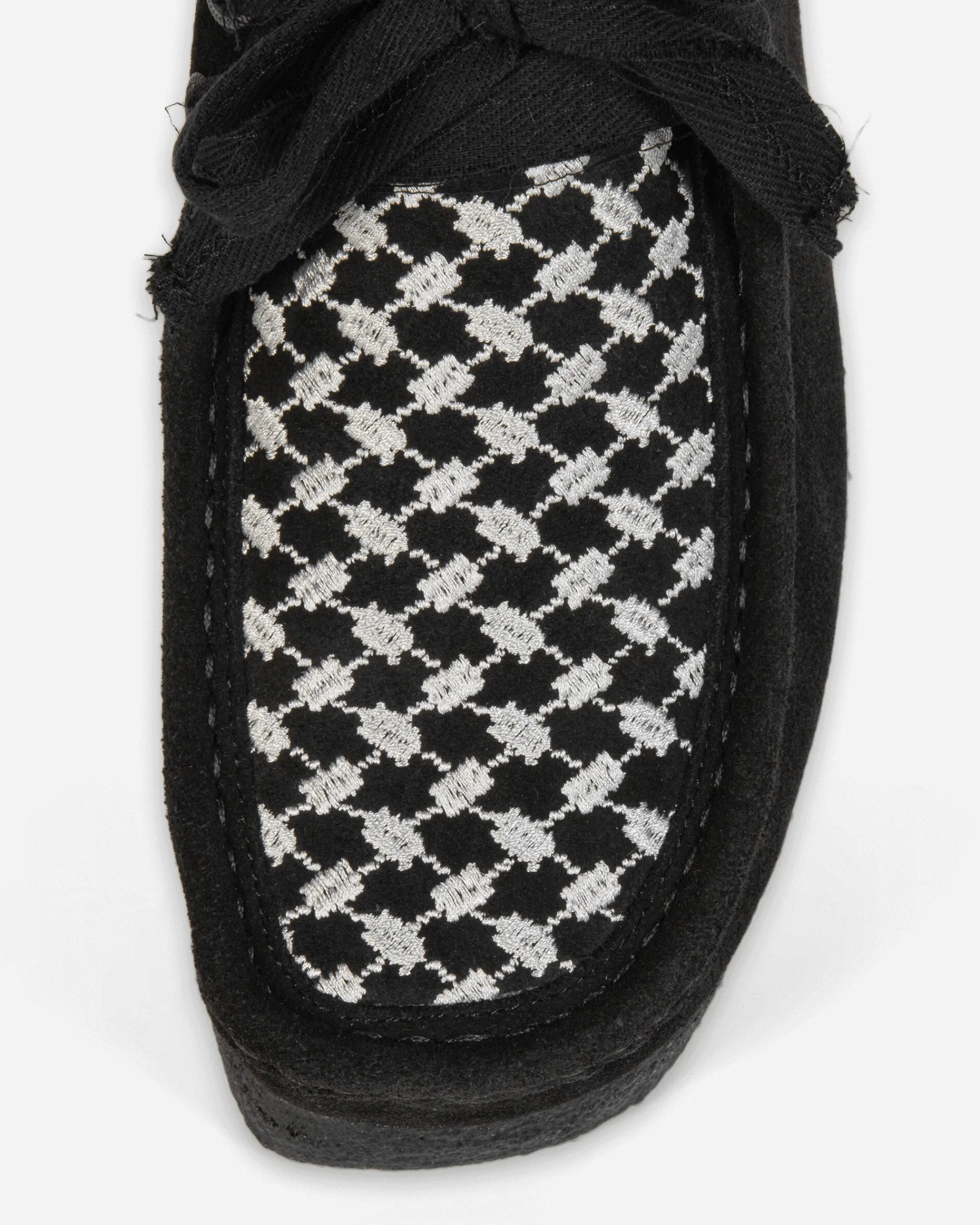 Clarks Classic Shoes^Slam Jam Wallabee Shoes Black