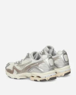 Mizuno Sneakers·Low|Sneakers^Wave Rider 10 Sneakers Snow White / White Sand / Nimbus Cloud