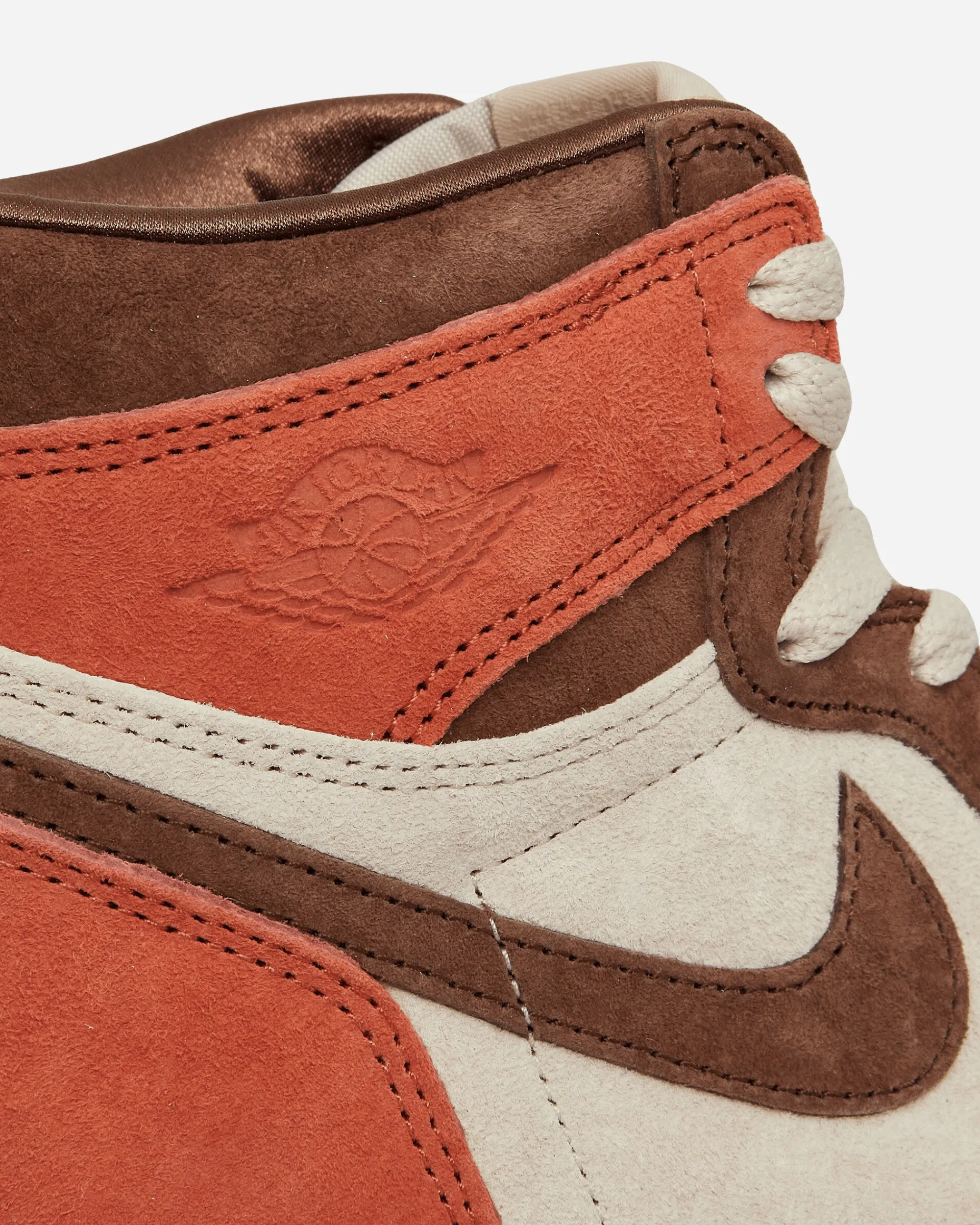 Nike Jordan Sneakers·High|Sneakers^Women's Air Jordan 1 Retro High Sneakers Cacao Wow / Sanddrift