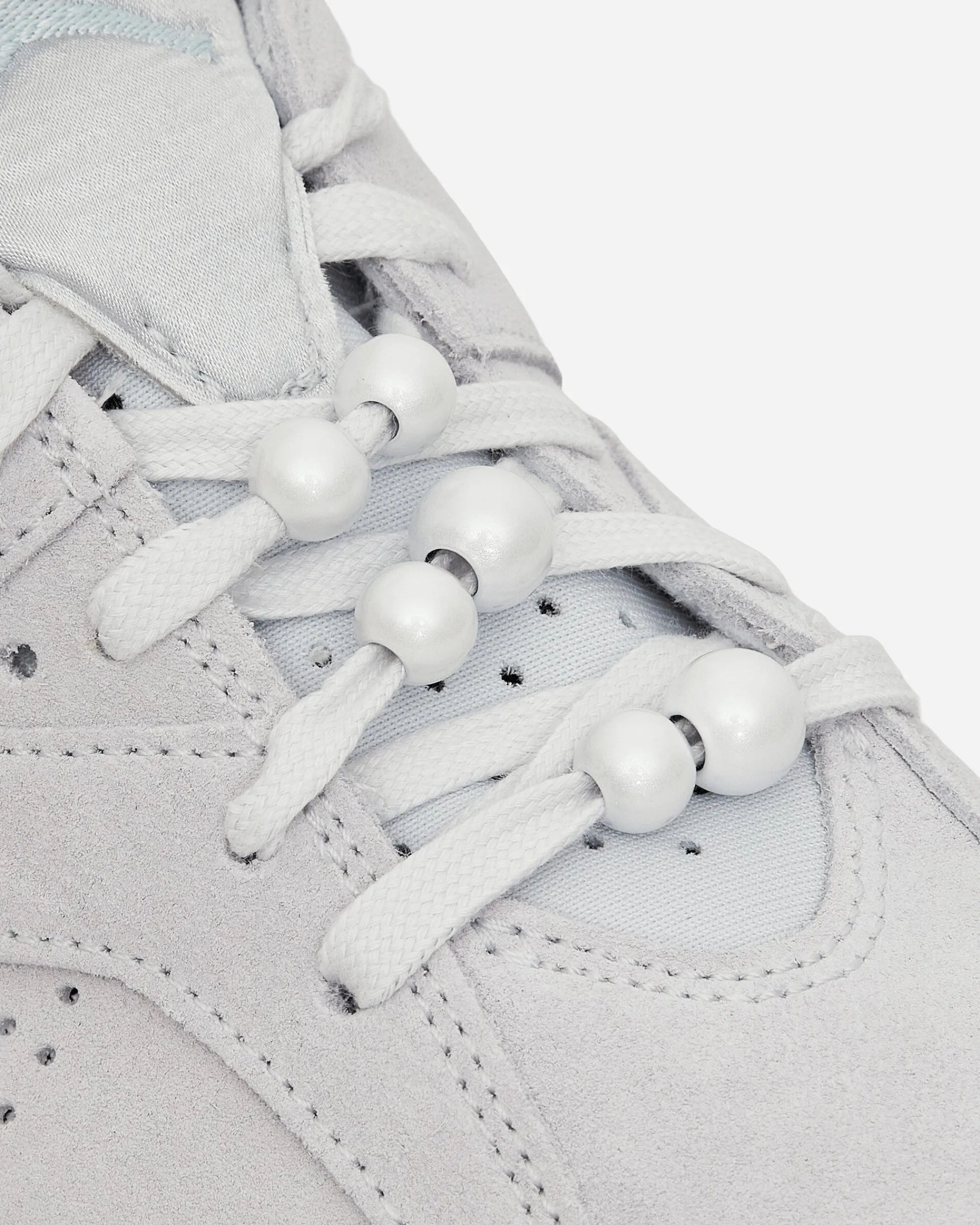 Nike Jordan Sneakers·High|Sneakers^Women's Air Jordan 6 Retro Sneakers Pearl