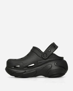 Crocs Sandals And Slides^Women's Bubble Crush Clogs Triple Black