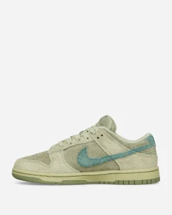 Nike Sneakers·Low|Sneakers^Women's Dunk Low Sneakers Olive Aura / Oil Green