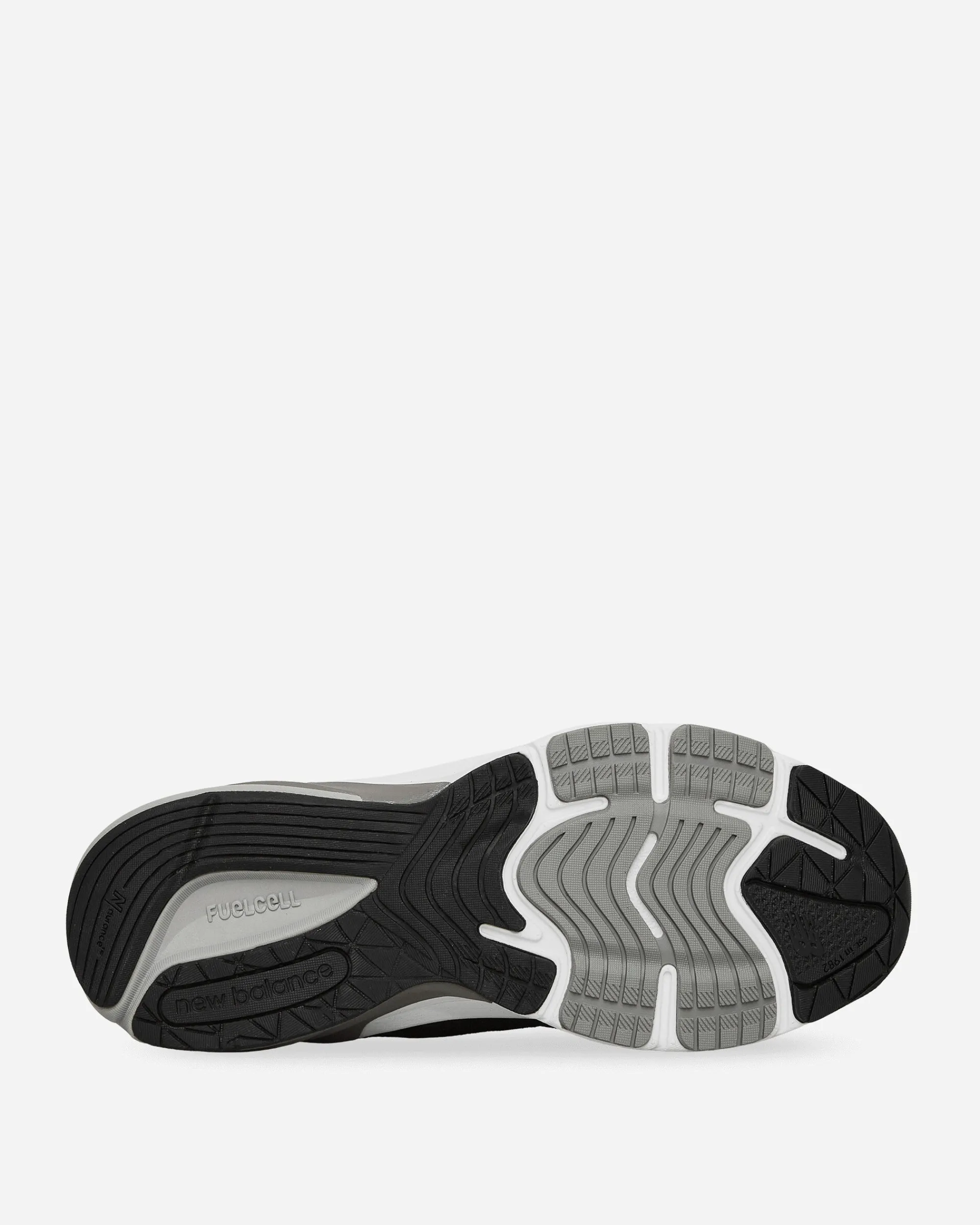 New Balance Sneakers·Low|Sneakers^Women's Made in USA 990v6 Sneakers Black / White