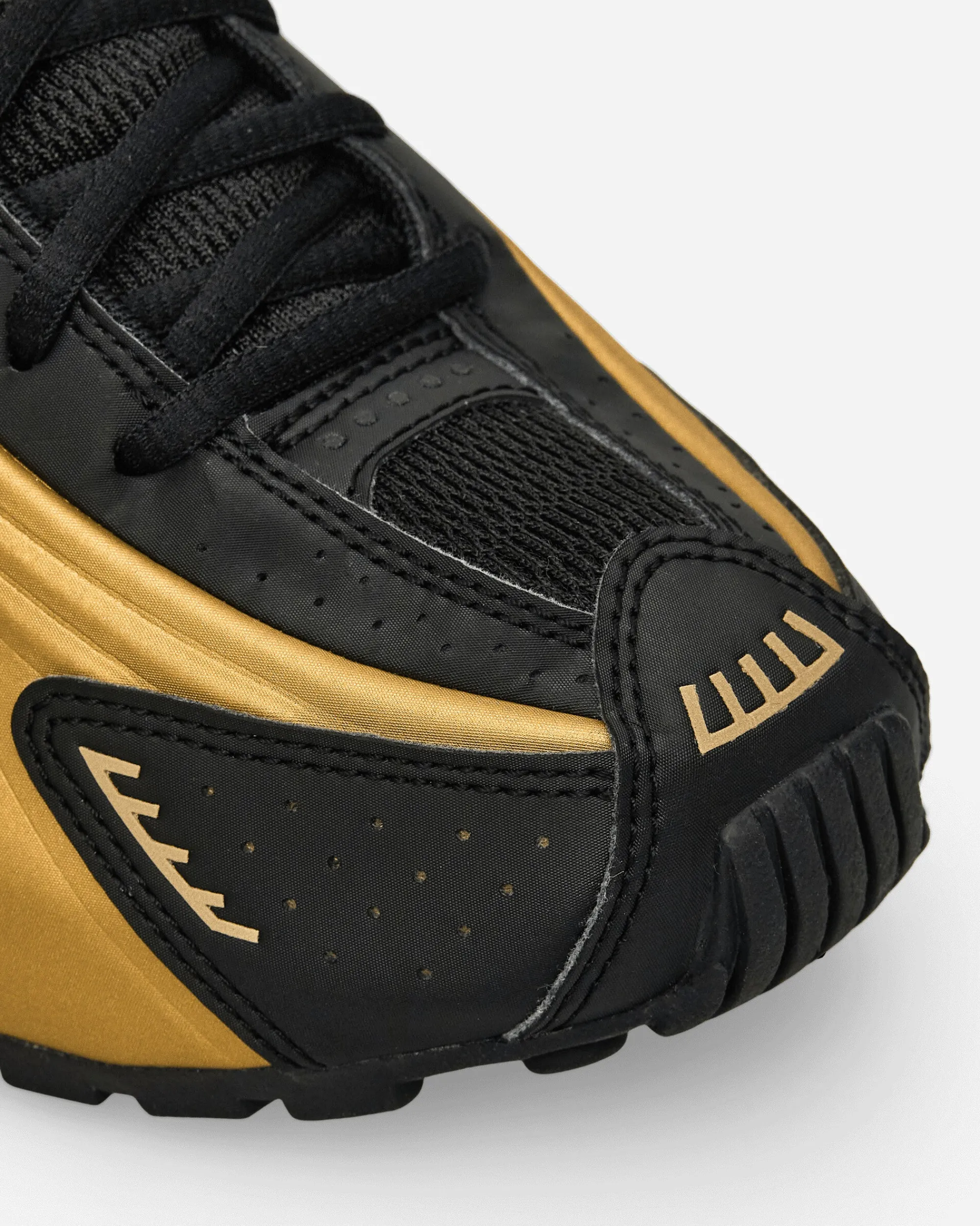 Nike Sneakers·Low|Sneakers^Women's Shox R4 Sneakers Black / Metallic Gold