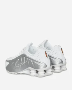 Nike Sneakers·Low|Sneakers^Women's Shox R4 Sneakers White / Metallic Silver