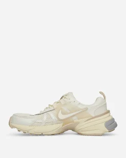 Nike Sneakers·Low|Sneakers^Women's V2K Run Sneakers Pale Ivory / Coconut Milk