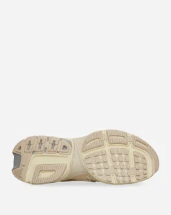 Nike Sneakers·Low|Sneakers^Women's V2K Run Sneakers Pale Ivory / Coconut Milk