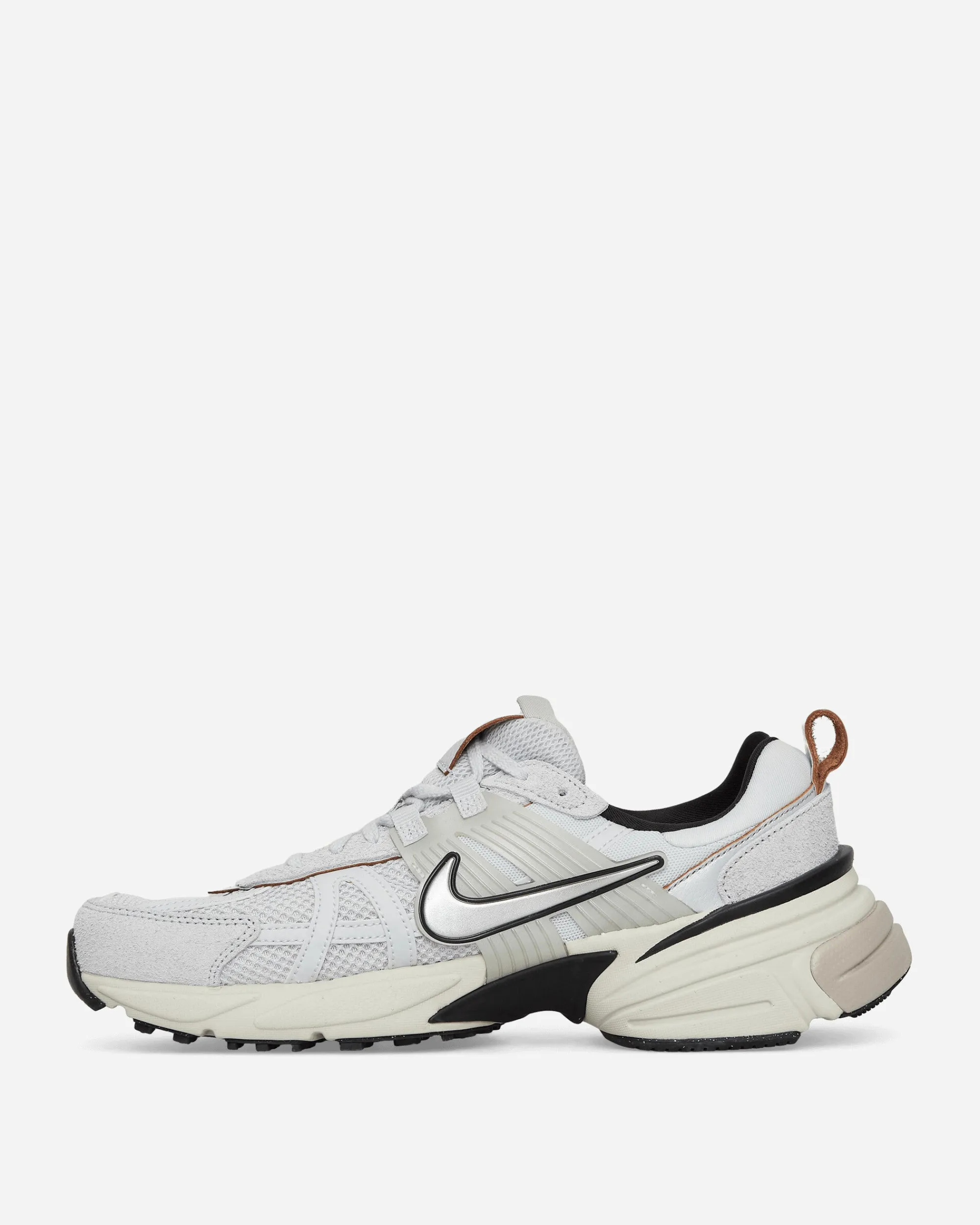Nike Sneakers·Low|Sneakers^Women's V2K Run Sneakers Pure Platinum / Chrome