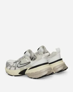 Nike Sneakers·Low|Sneakers^Women's V2K Run Sneakers Summit White / Metallic Silver