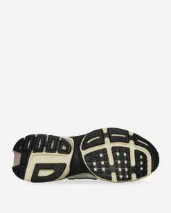 Nike Sneakers·Low|Sneakers^Women's V2K Run Sneakers Summit White / Metallic Silver