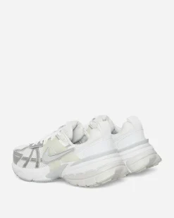 Nike Sneakers·Low|Sneakers^Women's V2K Run Sneakers White / Metallic Silver
