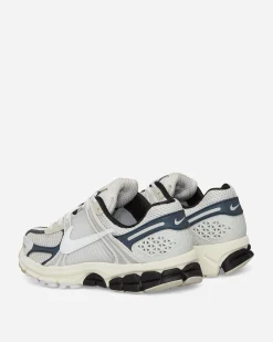 Nike Sneakers·Low|Sneakers^Zoom Vomero 5 Sneakers Light Bone / Black