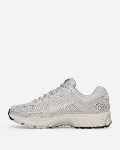 Nike Sneakers·Low|Sneakers^Zoom Vomero 5 Sneakers Vast Grey / Black / Sail